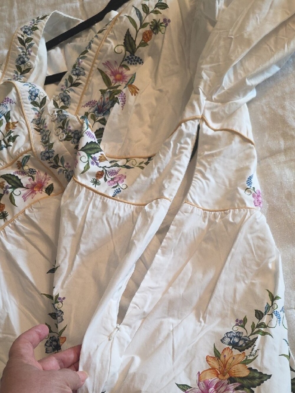 FARM Rio Sweet bloom Dreamscape White Mini Dress with Multicolor Floral Print XL - Picture 15 of 16